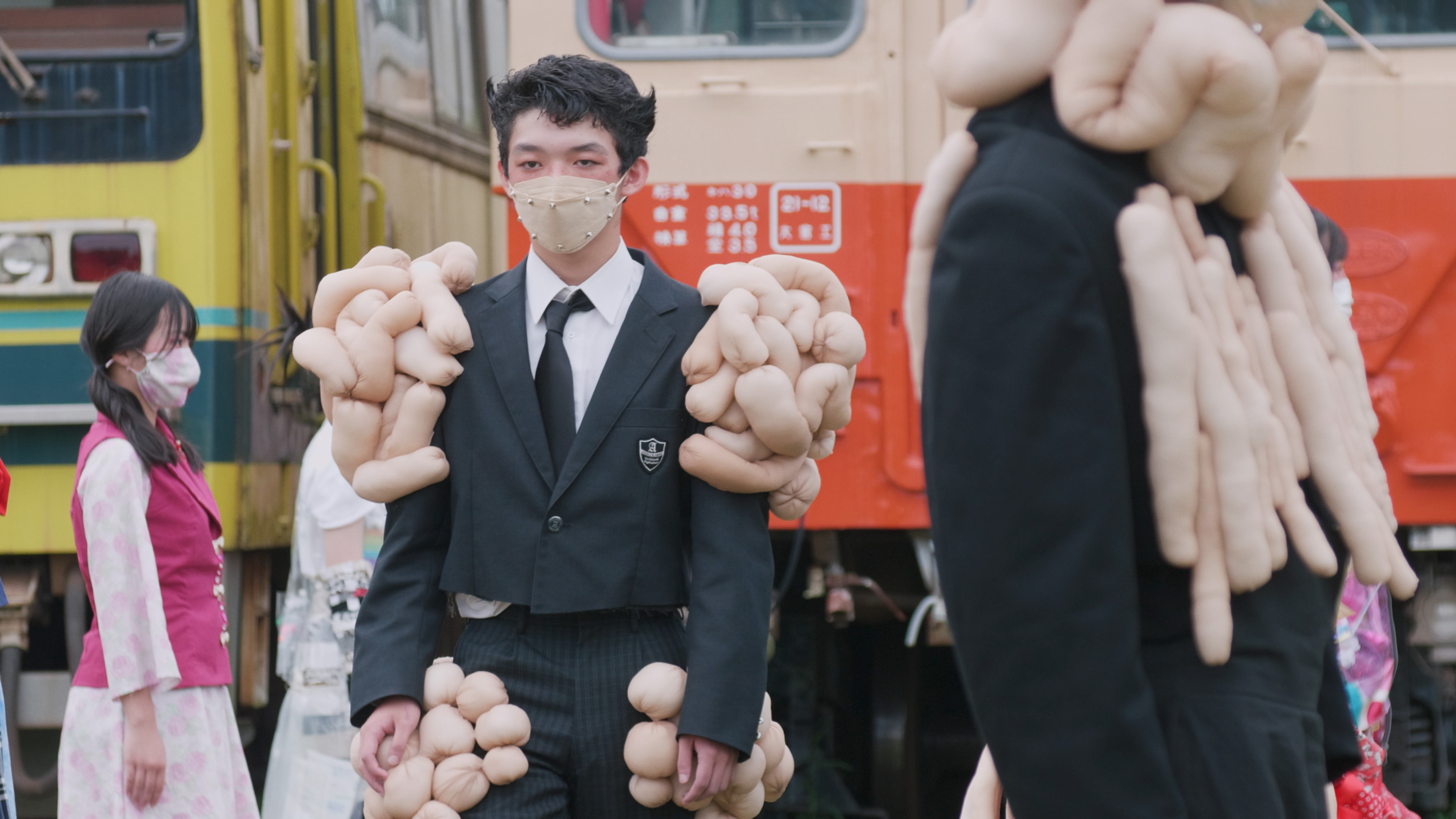 いすみ鉄道ファッションショー「登下校」