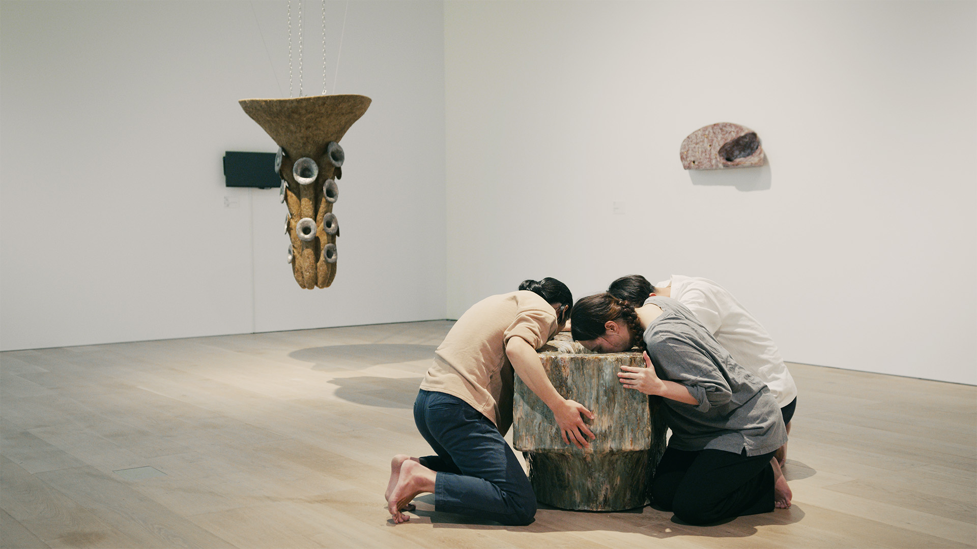 西條茜《Phantom Body》<i>Phantom Body</i> Akane Saijo